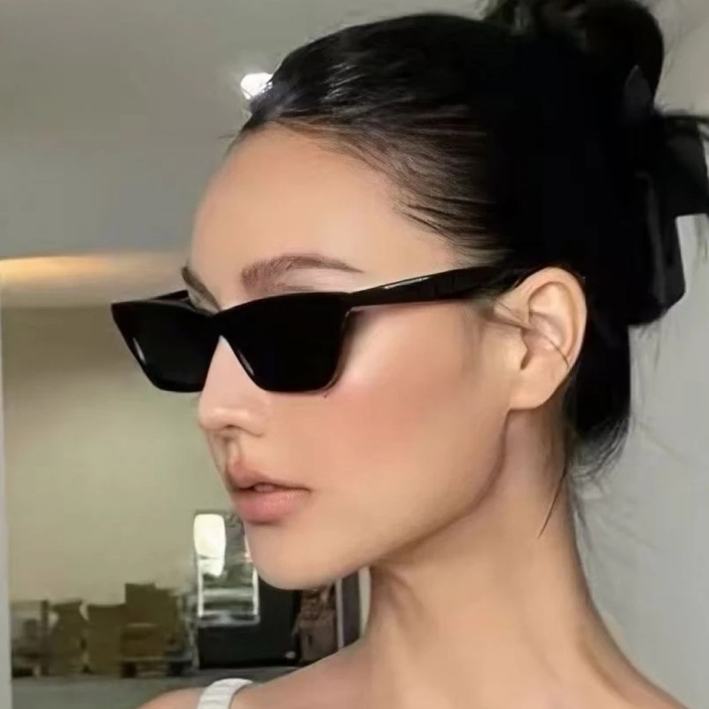 Luxury Lifestyle Men - 럭셔리 캣아이 블랙 선글라스 여성 남성