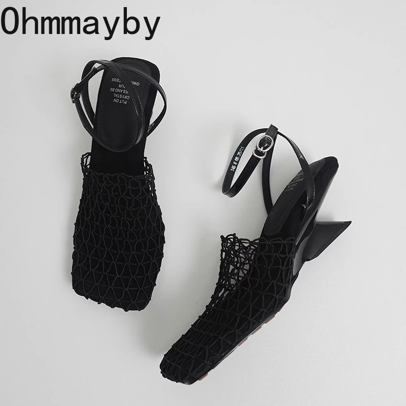 디자이너 명품 속이 빈 여성 샌들 간결한 파티 드레스  - Luxury Lifestyle 리뷰 및 가격