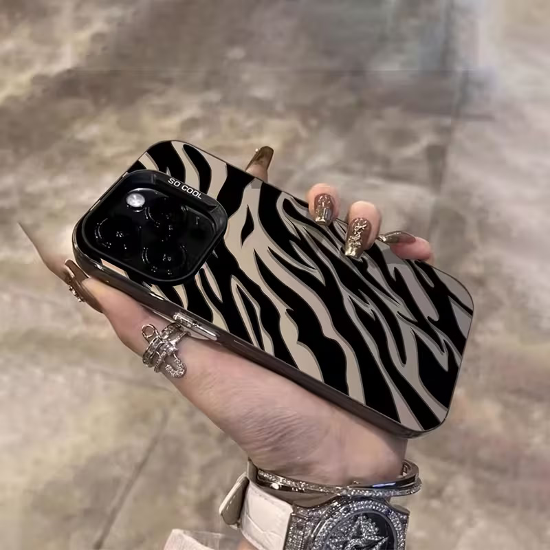 얼룩말 패턴 블랙 고급 IMD 충격 방지 커버 아이폰  - Apple Iphone 15 Pro Max 리뷰 및 가격